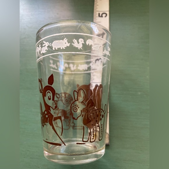 Vintage 1950’s child’s juice glass with squirrel - Picture 5 of 5